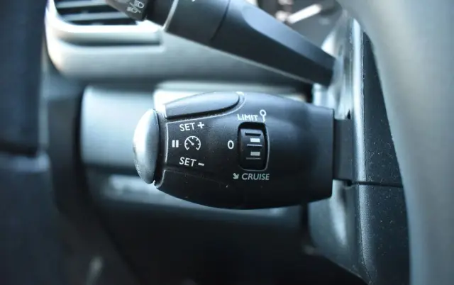 OPEL VIVARO 2.0 CDTI EXTRA LONG 