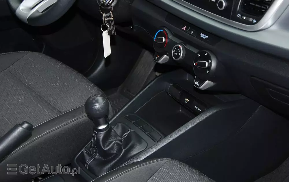 KIA Rio 1.2 M
