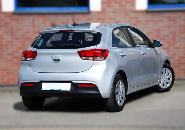 KIA Rio 1.2 M