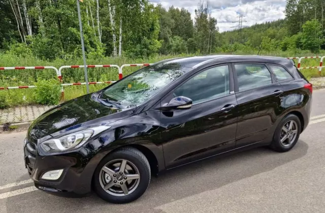 HYUNDAI I30 