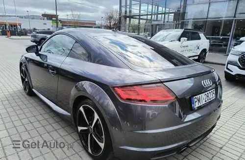 AUDI TT 