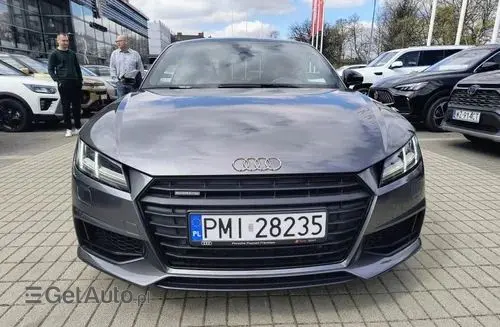 AUDI TT 