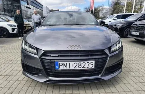 AUDI TT 