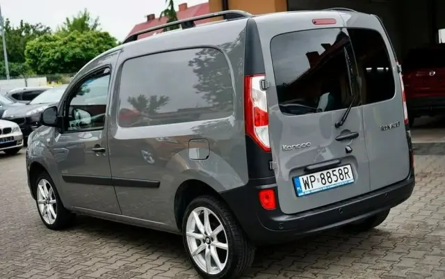 RENAULT Kangoo 