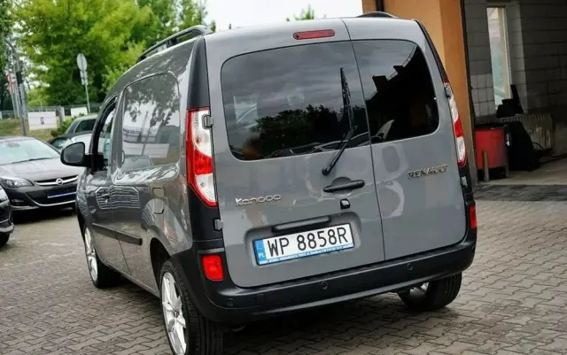 RENAULT Kangoo 