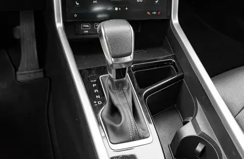 SSANGYONG/KGM Torres 