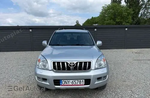 TOYOTA Land Cruiser 
