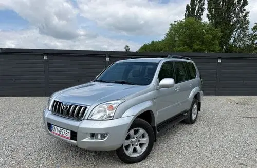 TOYOTA Land Cruiser 