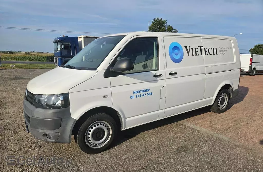 VOLKSWAGEN TRANSPORTER 