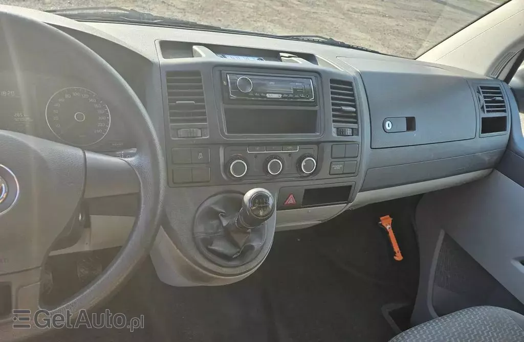 VOLKSWAGEN TRANSPORTER 