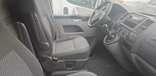 VOLKSWAGEN TRANSPORTER 