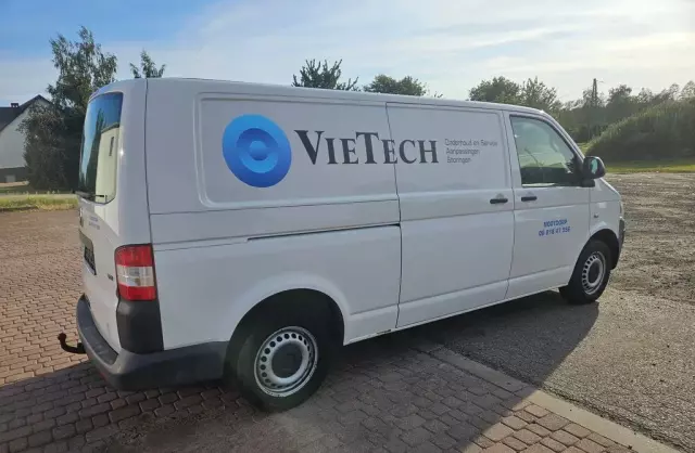 VOLKSWAGEN TRANSPORTER 