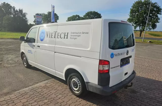 VOLKSWAGEN TRANSPORTER 