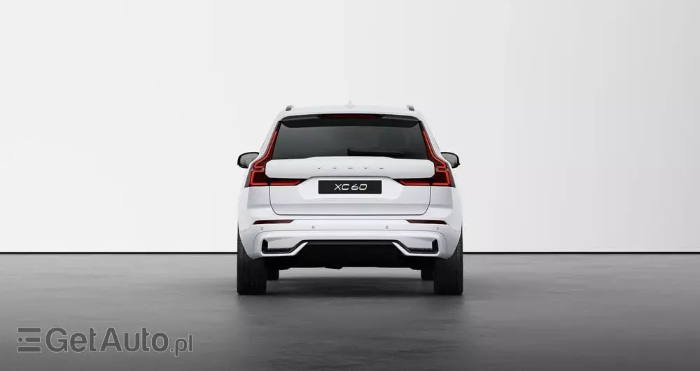 VOLVO XC 60 B5 B AWD Ultra Dark