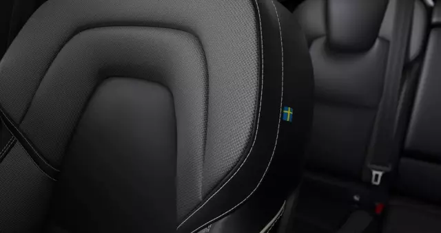 VOLVO XC 60 B5 B AWD Ultra Dark