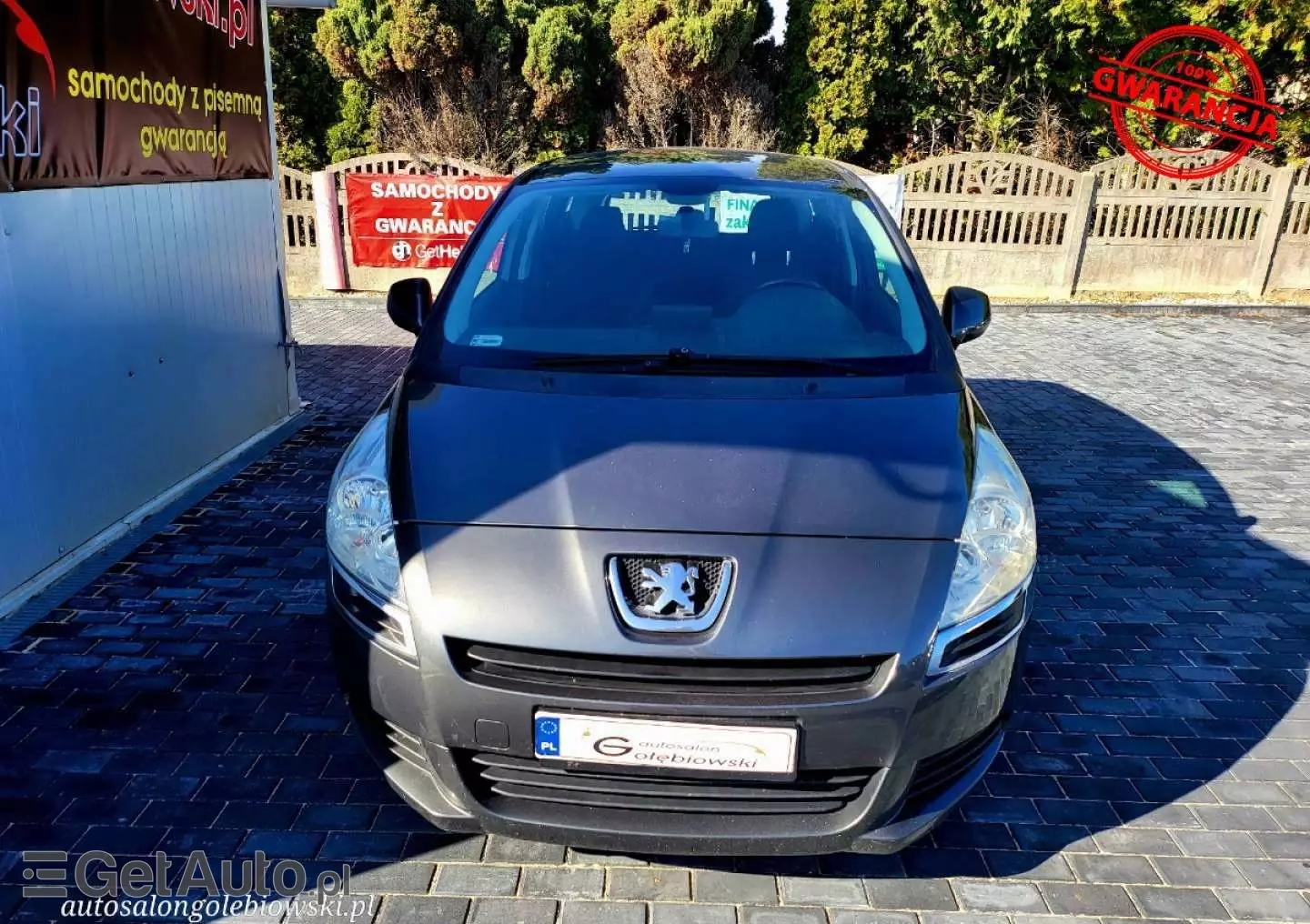 PEUGEOT 5008 