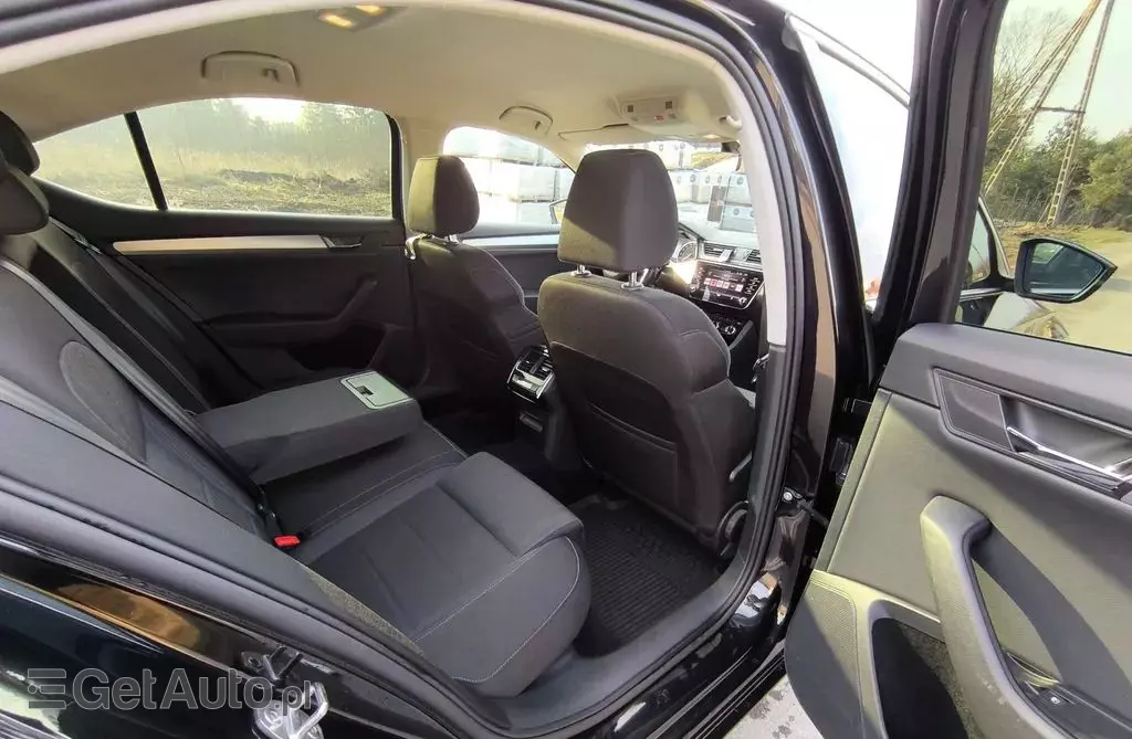 SKODA Superb 1.4 TSI (150 KM) DSG ACT