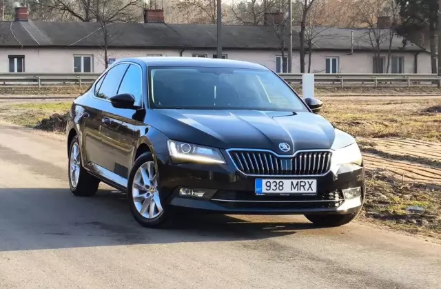 SKODA Superb 1.4 TSI (150 KM) DSG ACT