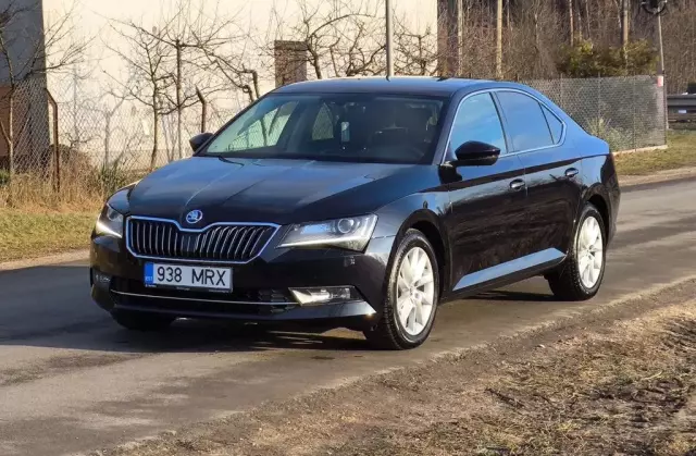 SKODA Superb 1.4 TSI (150 KM) DSG ACT