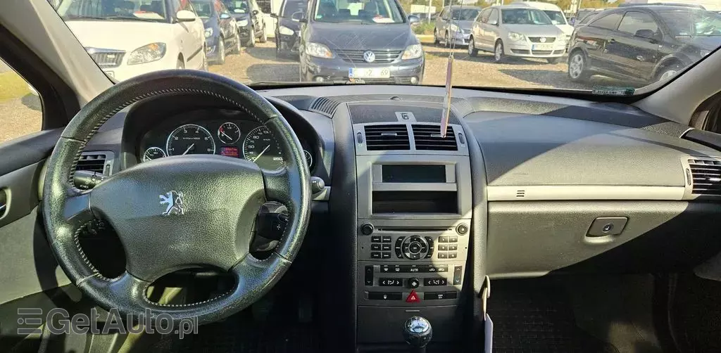 PEUGEOT 407 