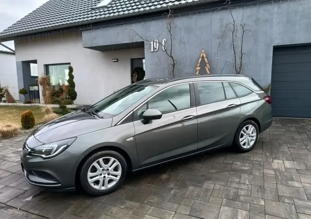 OPEL Astra 1.6 CDTI Start/Stop Active