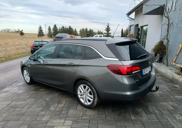 OPEL Astra 1.6 CDTI Start/Stop Active
