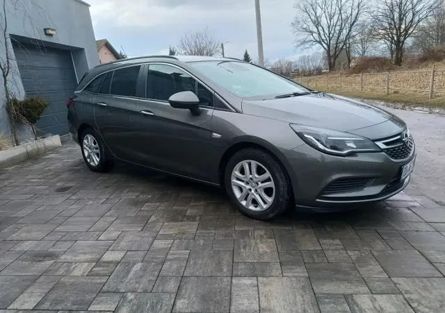 OPEL Astra 1.6 CDTI Start/Stop Active