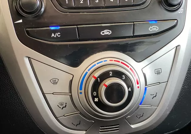 HYUNDAI Ix20 1.4 Style