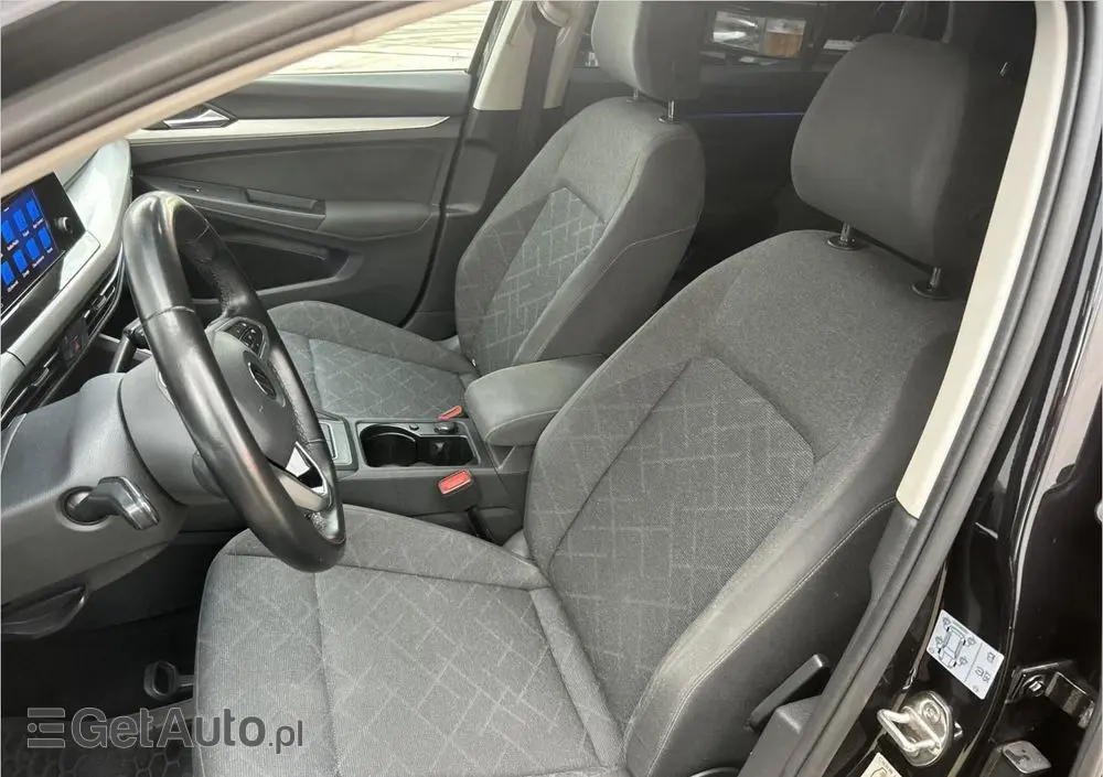 VOLKSWAGEN Golf VIII 1.5 TSI EVO Life