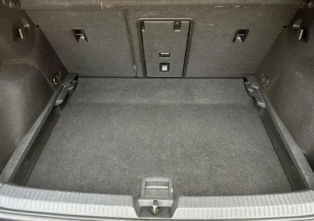 VOLKSWAGEN Golf VIII 1.5 TSI EVO Life