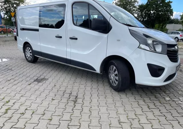 OPEL VIVARO 