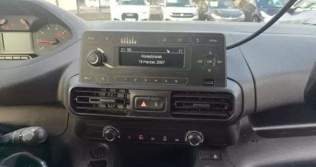 PEUGEOT Partner L2H1 1.5 hdi Niski Przebieg Vat23 