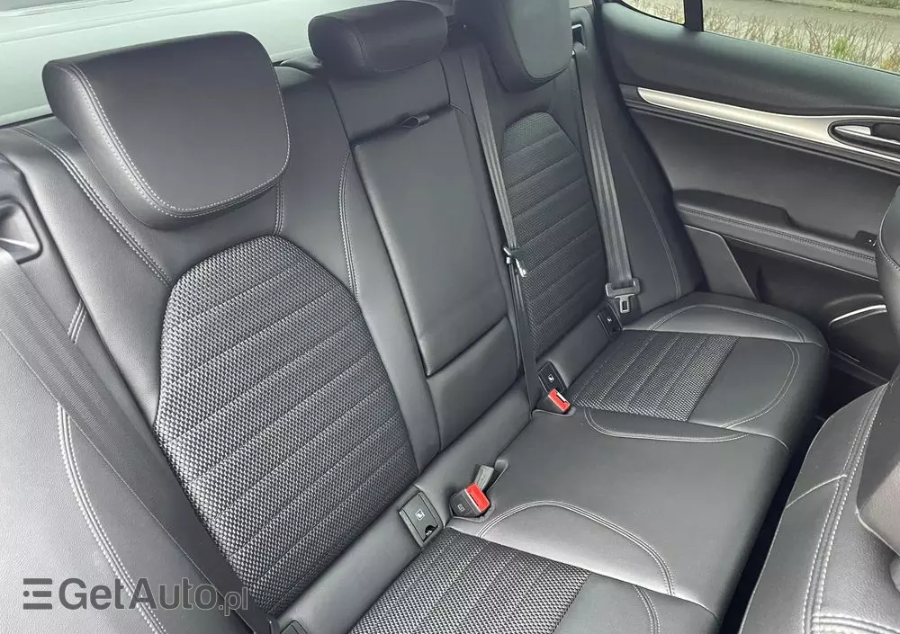 ALFA ROMEO Stelvio 2.0 Turbo Sprint Q4
