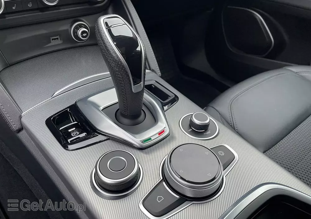 ALFA ROMEO Stelvio 2.0 Turbo Sprint Q4