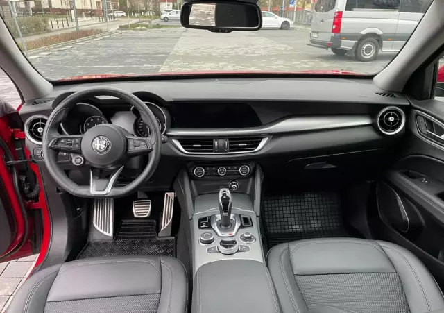 ALFA ROMEO Stelvio 2.0 Turbo Sprint Q4