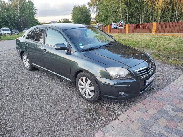 TOYOTA Avensis 