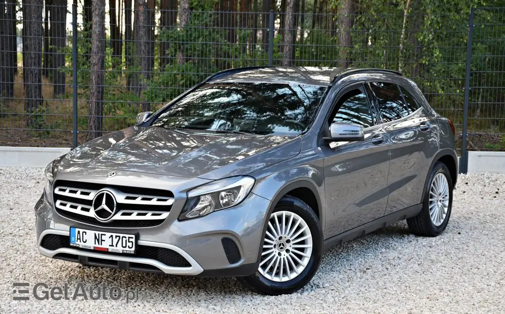 MERCEDES-BENZ GLA 180 (CDI) d 7G-DCT Style