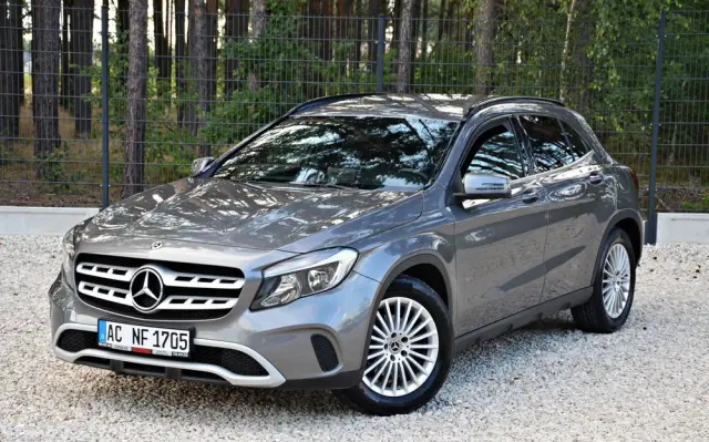 MERCEDES-BENZ GLA 180 (CDI) d 7G-DCT Style