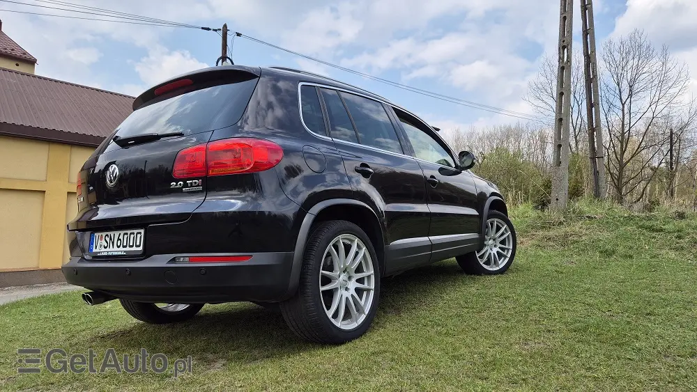 VOLKSWAGEN Tiguan 