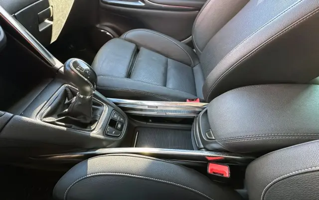 OPEL Zafira Tourer 1.4 Turbo Edition