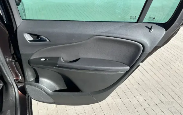 OPEL Zafira Tourer 1.4 Turbo Edition