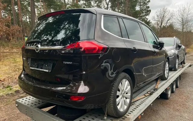 OPEL Zafira Tourer 1.4 Turbo Edition
