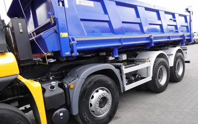 MAN TGS 35.500 / 8x4 / WYWROTKA / HYDROBURTA / NAVI / 2019 ROK 