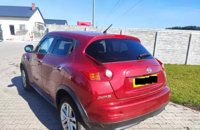 NISSAN Juke 