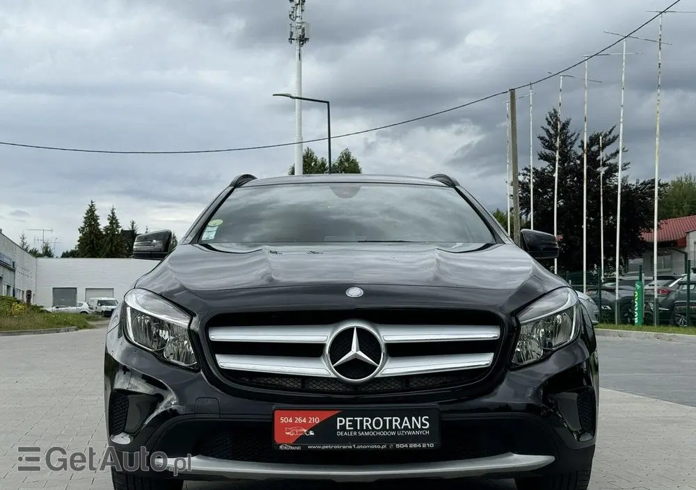 MERCEDES-BENZ GLA 180 (CDI) d