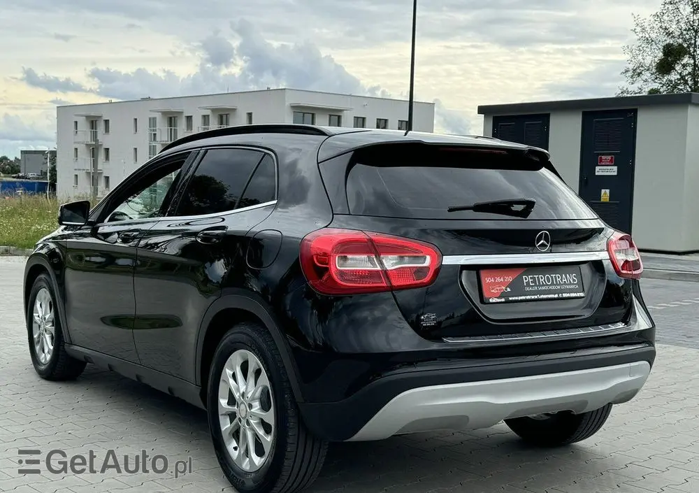 MERCEDES-BENZ GLA 180 (CDI) d
