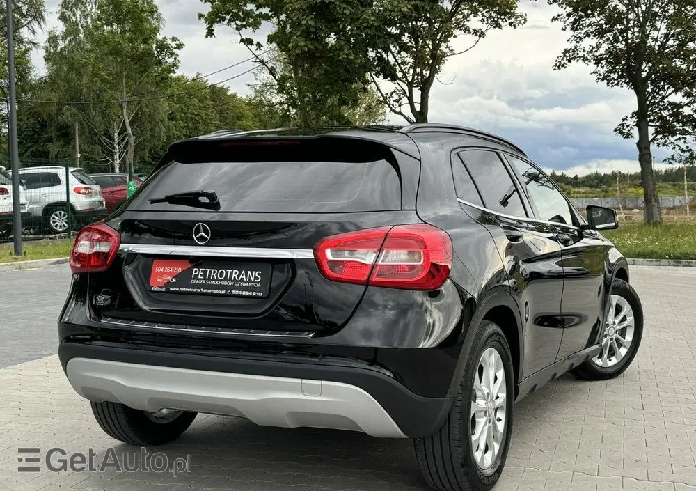 MERCEDES-BENZ GLA 180 (CDI) d