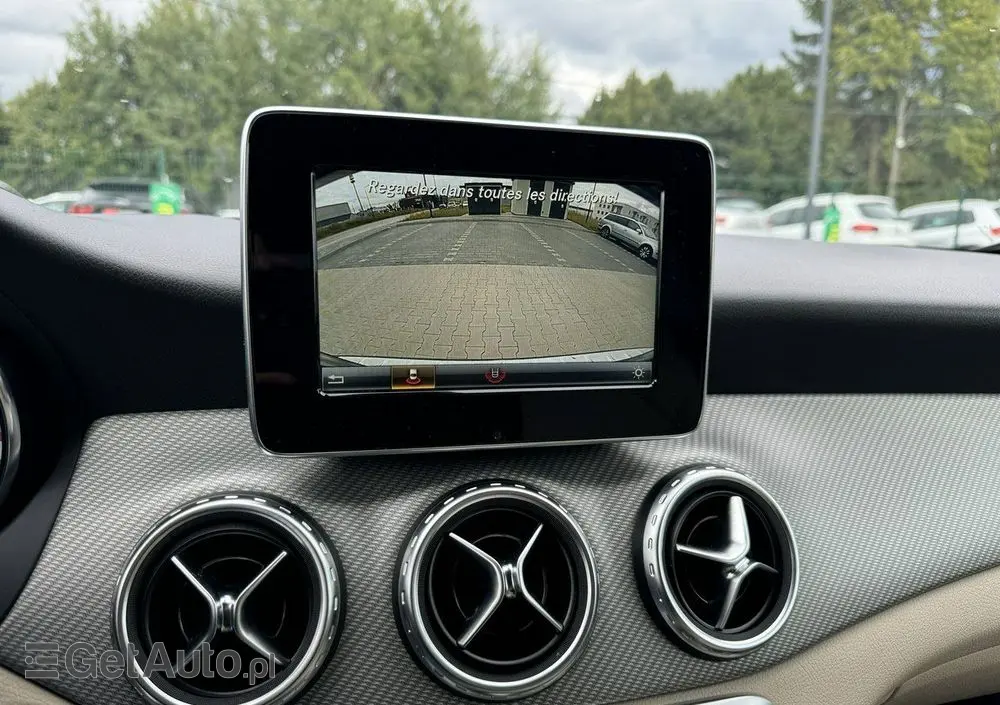 MERCEDES-BENZ GLA 180 (CDI) d