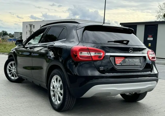 MERCEDES-BENZ GLA 180 (CDI) d