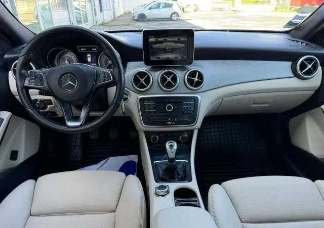 MERCEDES-BENZ GLA 180 (CDI) d